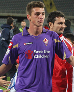 Camporese sorpresa in maglia viola