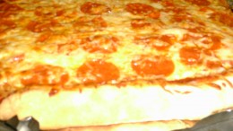 Come fare la pizza: ecco la ricetta per farla in casa