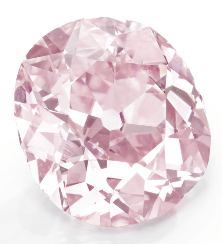 Raro diamante rosa venduto ad un' asta