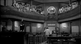 La trama del film Il buio oltre la siepe