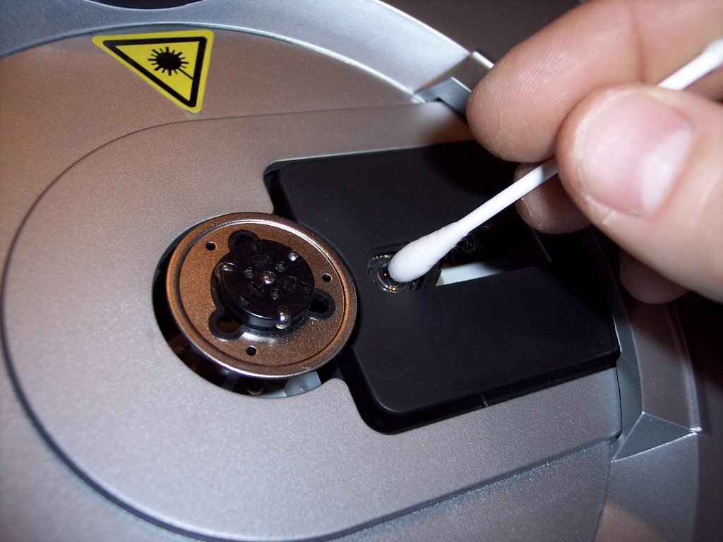Come eseguire manutenzione lettore dvd portatile