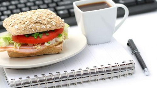 La dieta ideale per chi lavora in ufficio
