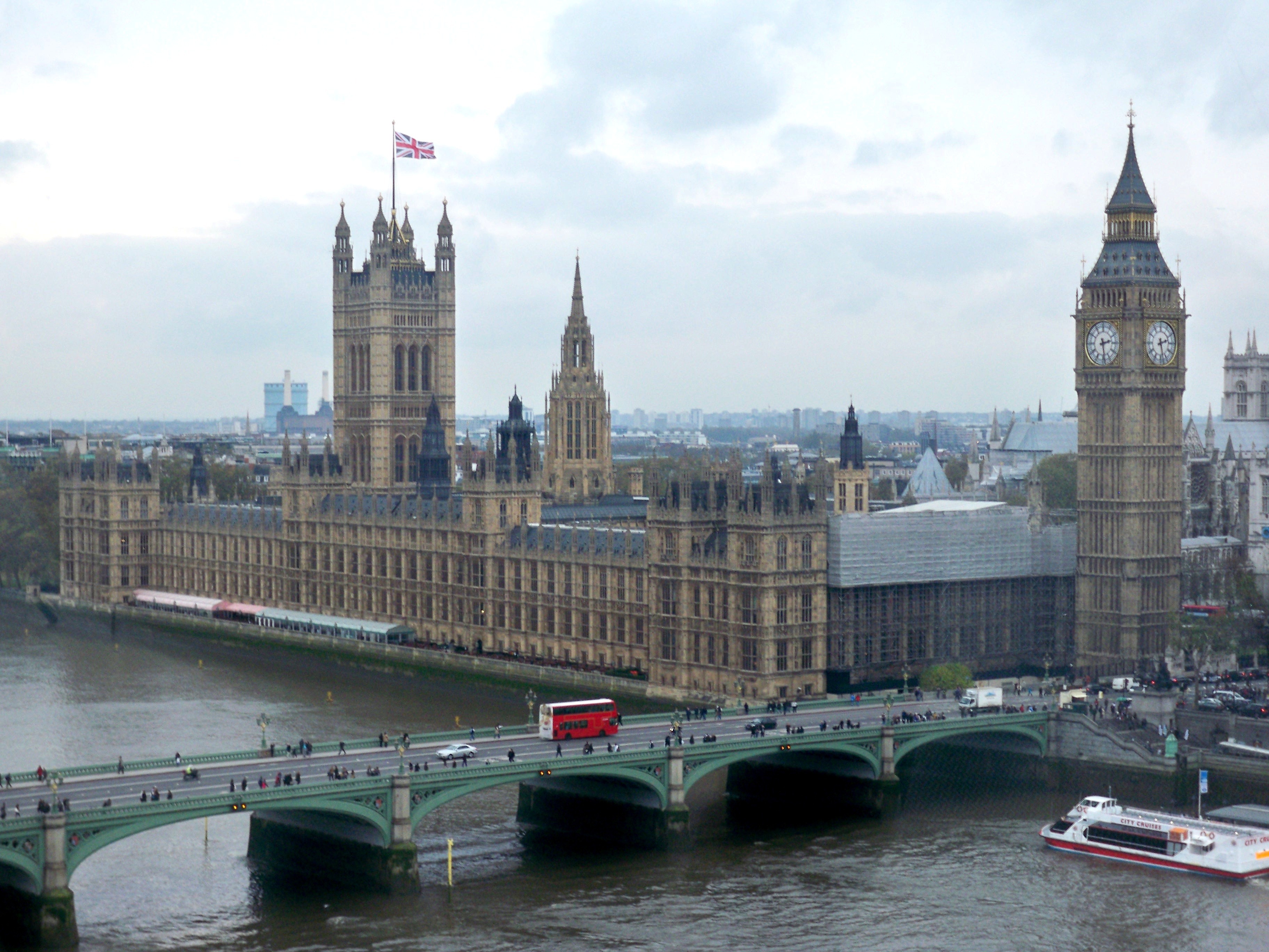 Notte brava e tragedia annunciata a Londra Notte brava e tragedia annunciata a Londra