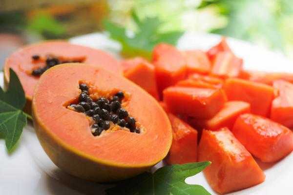 Papaya: 10 benefici per la salute Papaya: 10 benefici per la salute