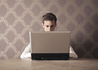 Quali sono i vantaggi di scrivere articoli sempreverde sul web?
