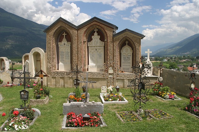 Sognare un cimitero, cosa significa