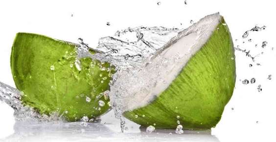 I benefici dell’acqua di cocco