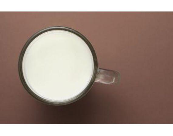 Come fare il latte alla cannella