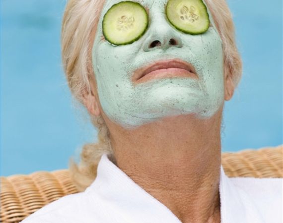 Come fare una maschera per il viso antietà