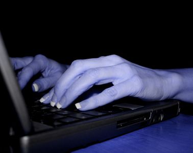Come cancellare i messaggi su Twitter
