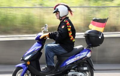 Come sostituire la batteria dello scooter