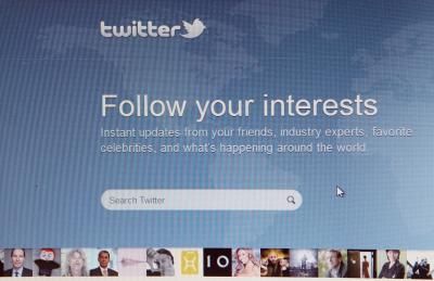 Come monitorare più di un account Twitter