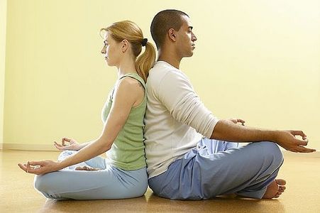 Come praticare lo yoga in casa