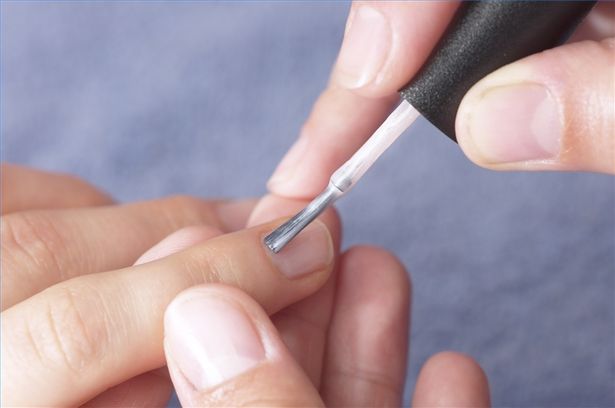 Come farvi una manicure tutta naturale