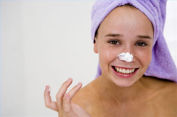 Come fare un detergente facciale delicato