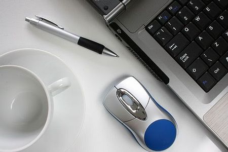 Come allegare un file ad una e-mail