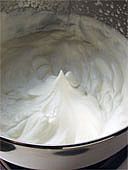 Come fare la glassa con la panna montata