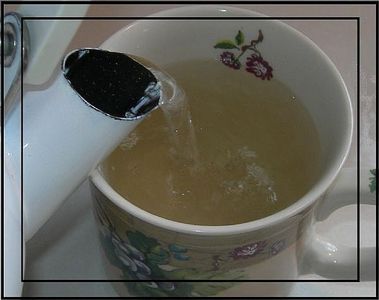 Come combattere raffreddore e influenza con la tisana allo zenzero fatta in casa