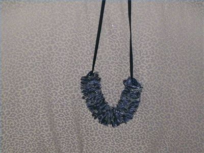Come fare una collana di stoffa