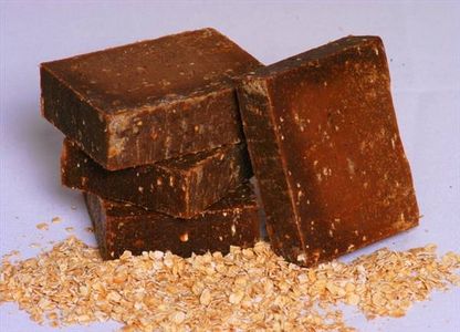 Come fare un sapone con miele e avena