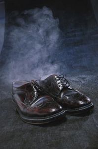 SoS scarpe sulfuree- come eliminare il cattivo odore