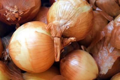 Come congelare le cipolle per utilizzarle in futuro