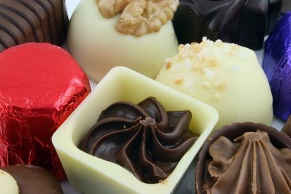 Come modellare i fiori di cioccolato