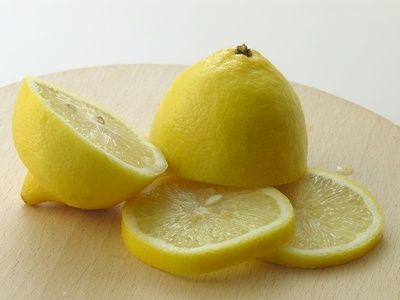 Ingredienti per la dieta depurativa al limone