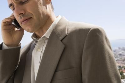 Come capire se qualcuno spia il cellulare