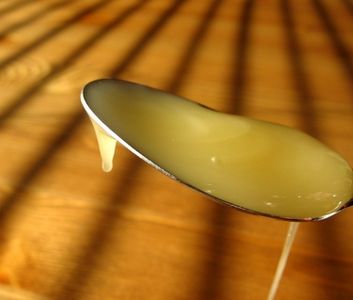 Trattamento viso fatto in casa al miele e limone