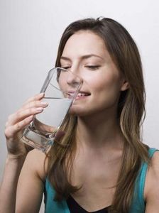 Effetti negativi del non bere abbastanza acqua