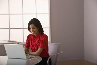 Come rimuovere i contatti da Yahoo Mail