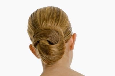 Come fare lo chignon basso