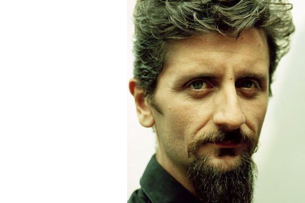 Chi è Ascanio Celestini vincitore Premio De Sica 2014