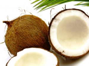 Come usare l'olio di cocco per la pelle