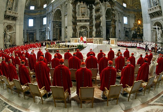 Come viene eletto il Papa?