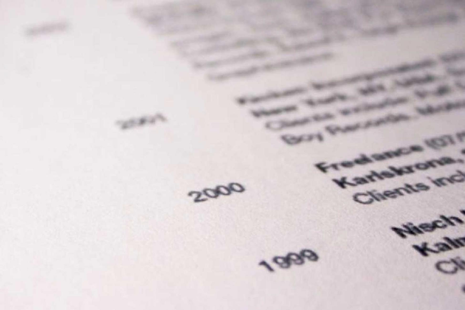 Come scrivere un curriculum per cercare lavoro all’estero