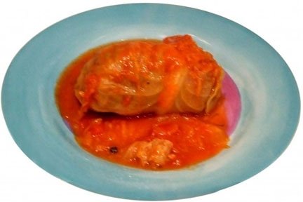 Il cavolo ungherese farcito: con manzo, agnello o maiale, condito da spezie e riso!