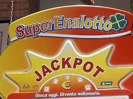 Come funziona il Superenalotto