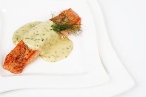 Come friggere in padella il salmone