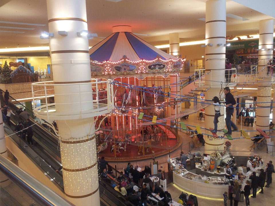 Sarà aperto centro commerciale Il Globo il 1 gennaio 2015?