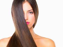 Come mantenere i capelli dritti
