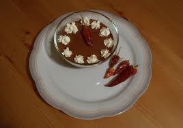 Mousse al cioccolato con peperoncino