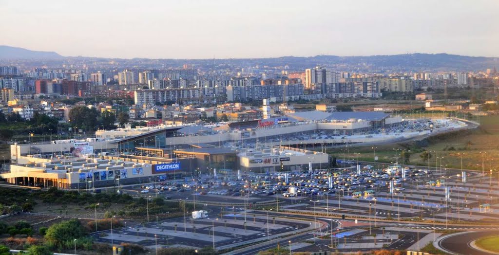 Centro commerciale le porte di catania 5 aprile 2015 pasqua?