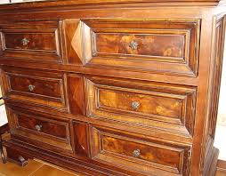 Pulire i mobili in legno