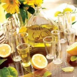 Preparare una vodka al limoncello