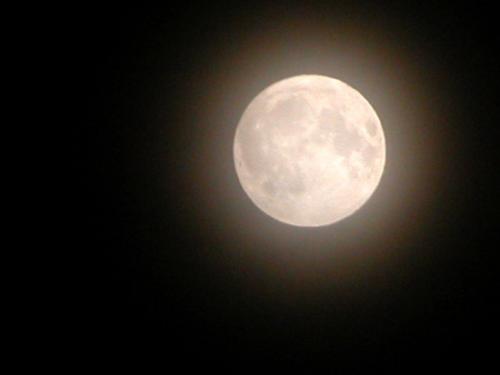 Memorie: La luna