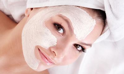 Maschera viso fragola e miele