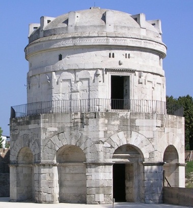 Ravenna: il Mausoleo di Teodorico.