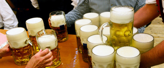 "La birra migliora le prestazioni sessuali degli uomini". Lo spiega la sessuologa Kat Van Kirk